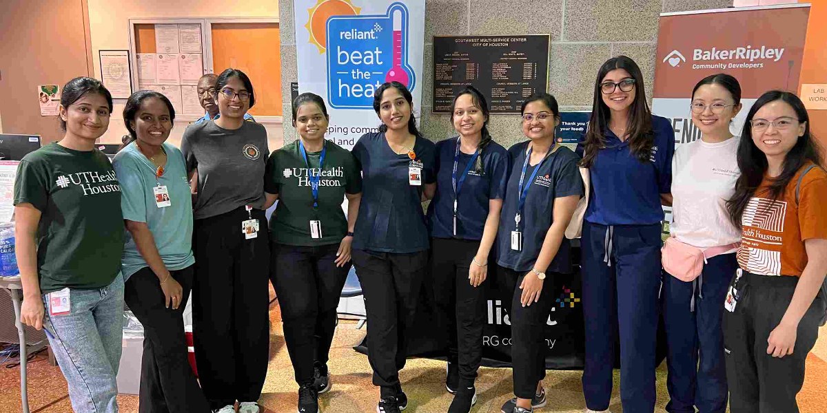 Group photo of UT Health student volunteers who helped out at Refugee and Immigrant Health Fair.