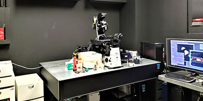 Super-Resolution Single Molecule Localization Microscope System with TIRF